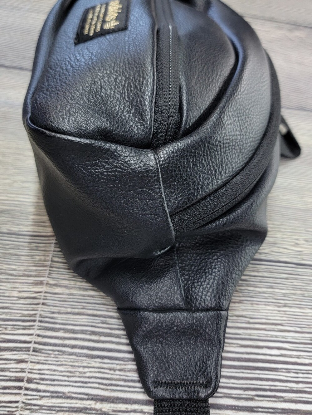 Adidas Originals Faux Leather Waist Pack Fanny Pack Black Gold Festival Unisex - Picture 5 of 16
